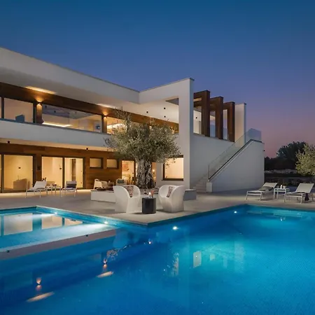 Villa Old Olive Viii